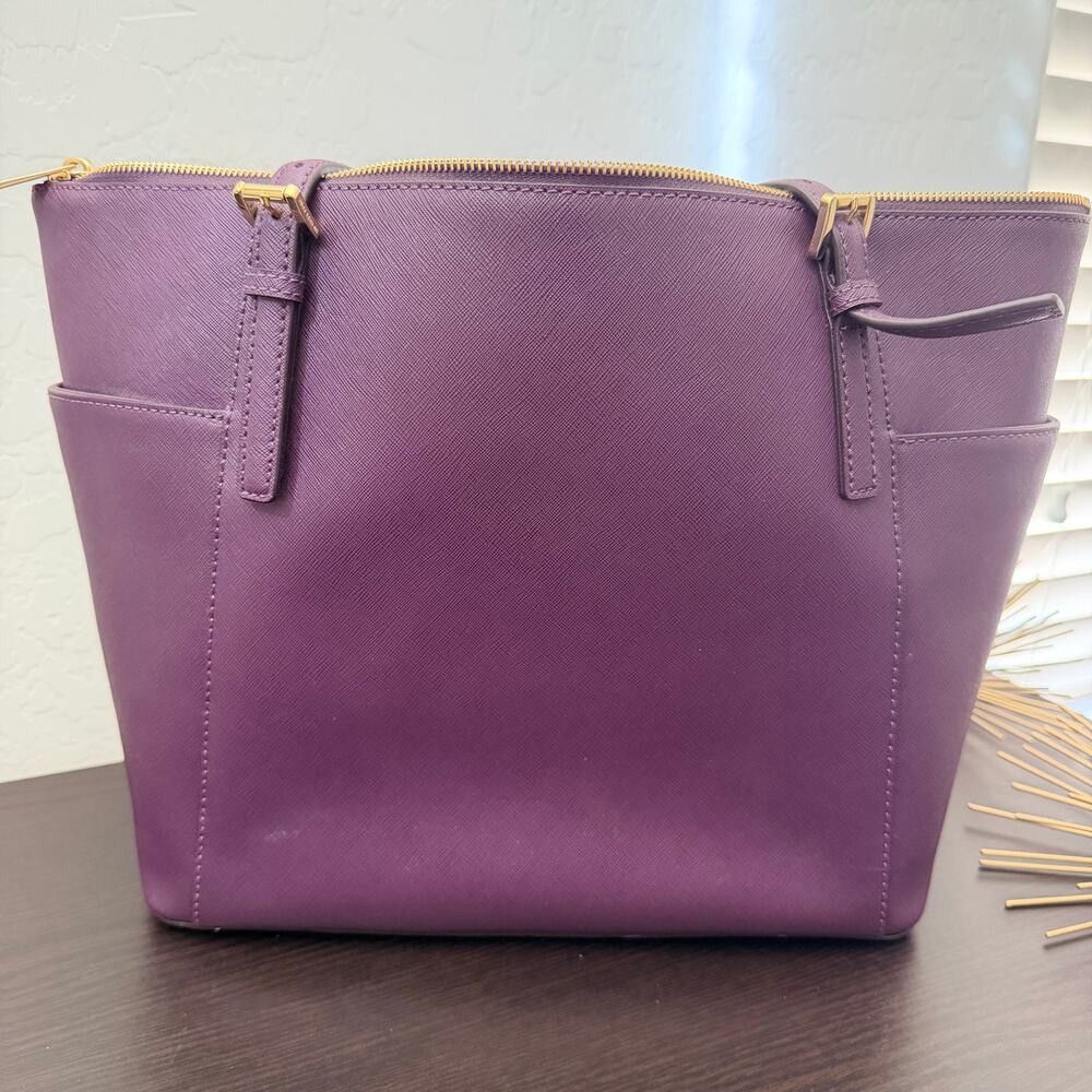 Michael Kors Jet Set Leather Tote Purple Saffiano Large Top Zip Handbag - Picture 2 of 7